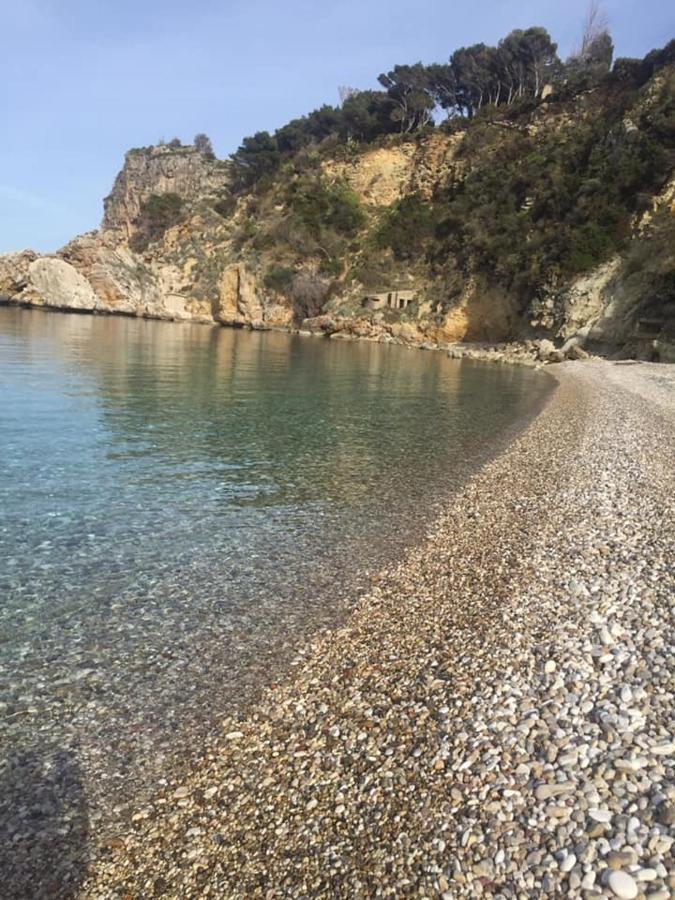 מלון קאסטלמארה דל גולפו Cala Rossa מראה חיצוני תמונה