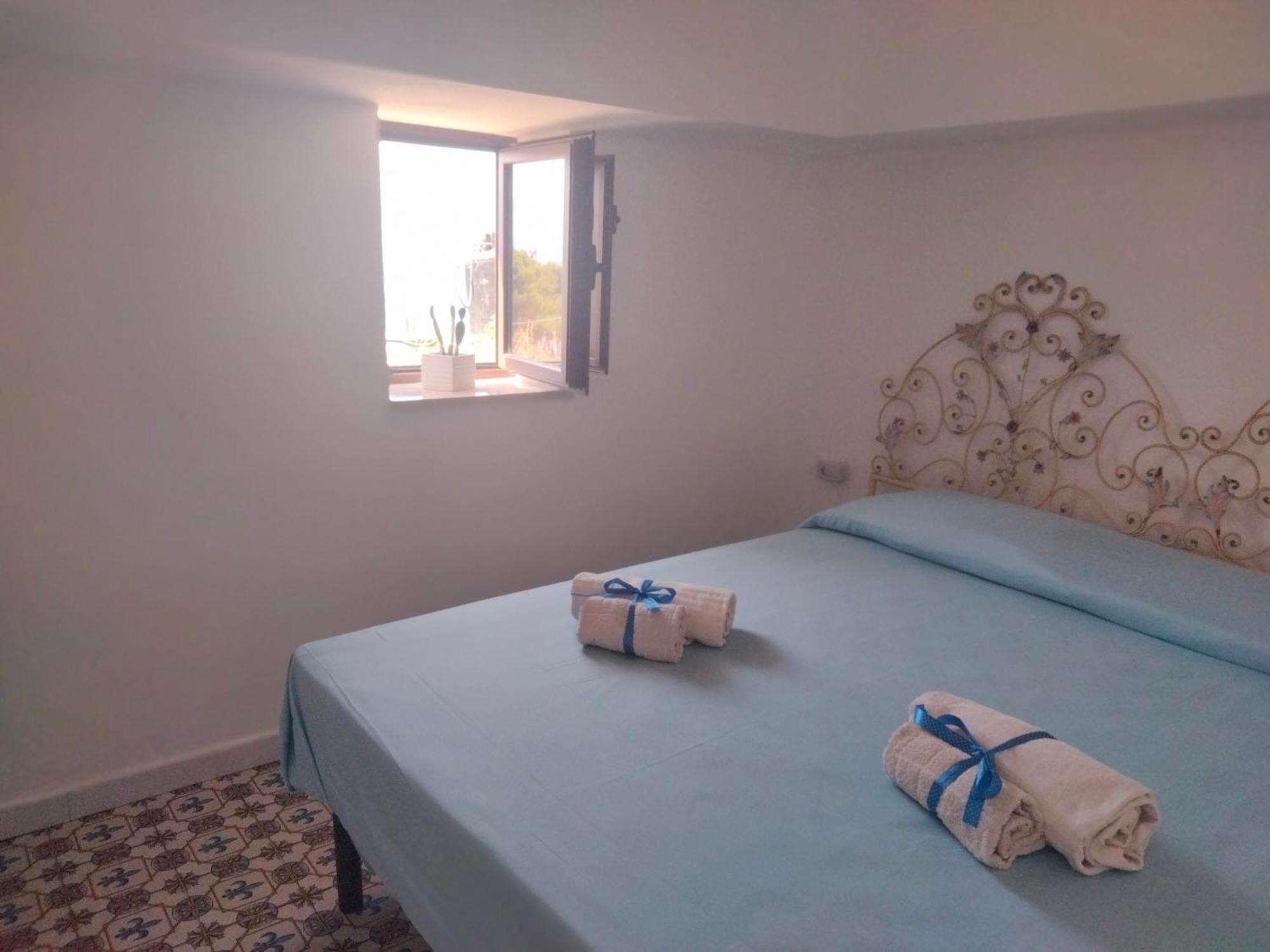 מלון קאסטלמארה דל גולפו Cala Rossa חדר תמונה